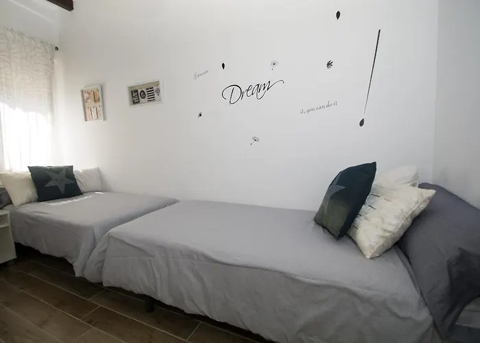 Casa Con Piscina En El Centro De Calella, Aire Semesterbostad