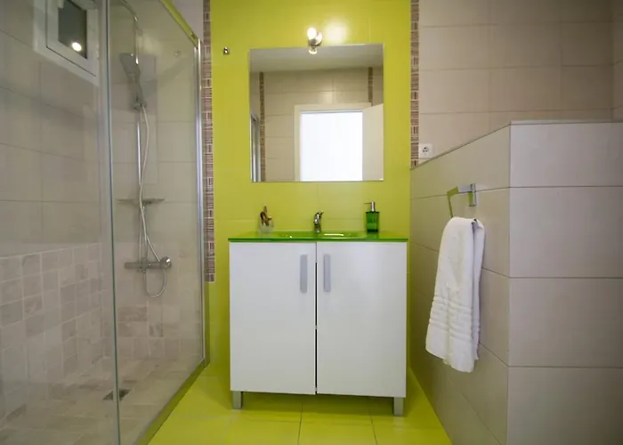 Semesterbostad Casa Con Piscina En El Centro De Calella, Aire