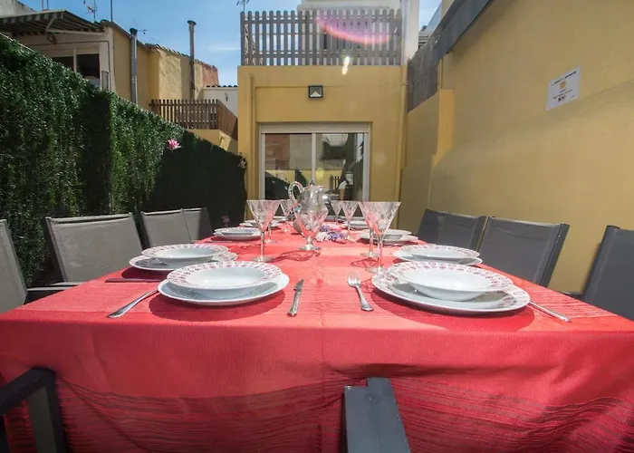 Casa Con Piscina En El Centro De Calella, Aire Semesterbostad *