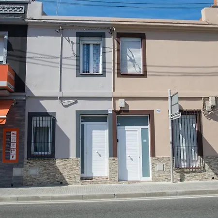 בית נופש Casa Con Piscina En El Centro De Calella, Aire קאללה