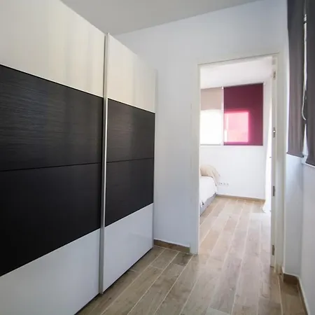 Casa Con Piscina En El Centro De Calella, Aire * קאללה