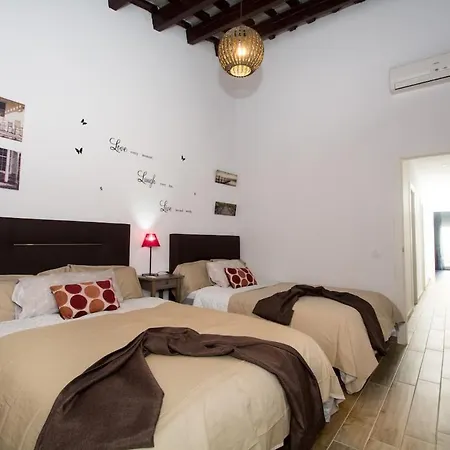 Casa Con Piscina En El Centro De Calella, Aire