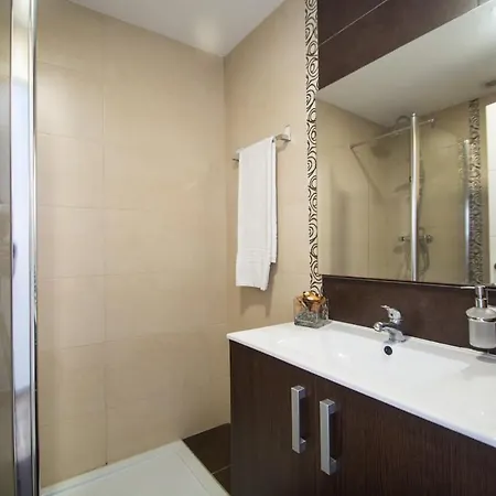 Casa Con Piscina En El Centro De Calella, Aire * קאללה