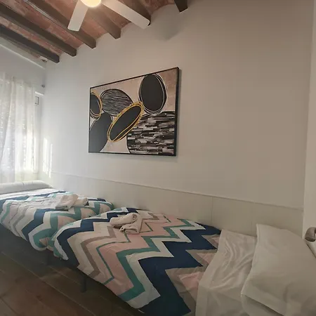 Feriehus Casa Con Piscina En El Centro De Calella, Aire
