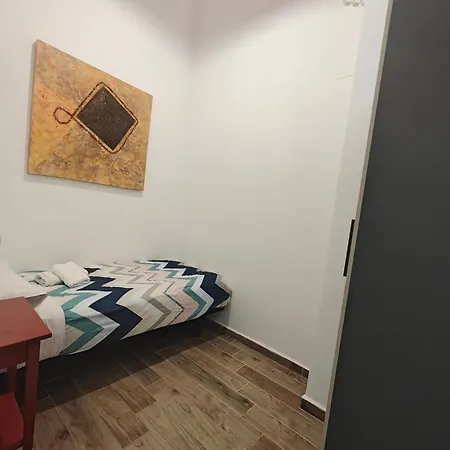Casa Con Piscina En El Centro De Calella, Aire