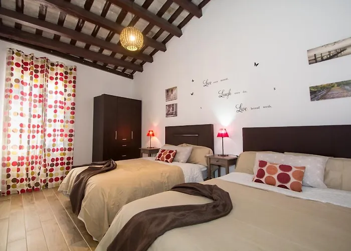 Casa Con Piscina En El Centro De Calella, Aire